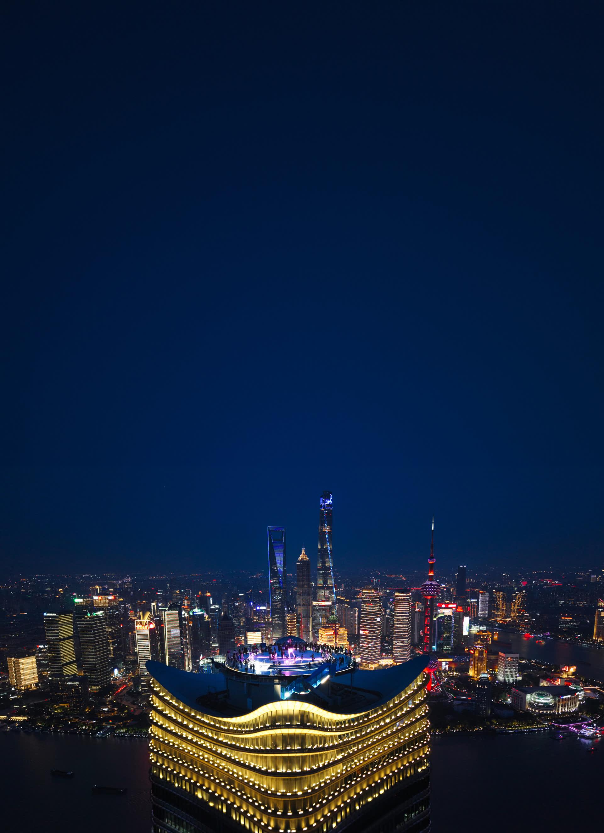 Looking East: The Iconic Skyline